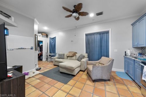 561 20th Ave, Naples FL  34120-3372 exterior