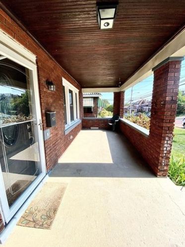 625 Berkshire Ave, Pittsburgh, PA 15226-2041