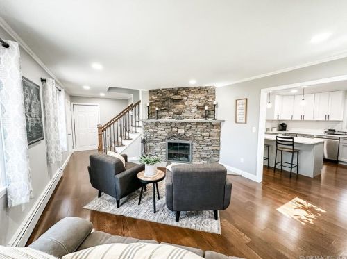 49 Bunny Rd, Norwich CT  06365-8705 exterior