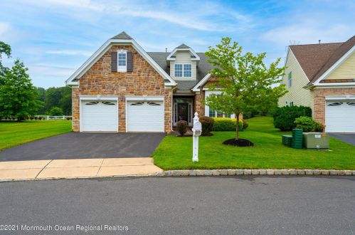45 Jumping Brook Dr, Lakewood, NJ 08701-3821