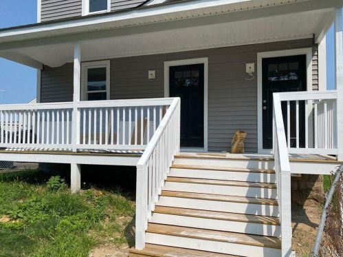 43 Beardsley St, Bridgeport CT  06607-1611 exterior
