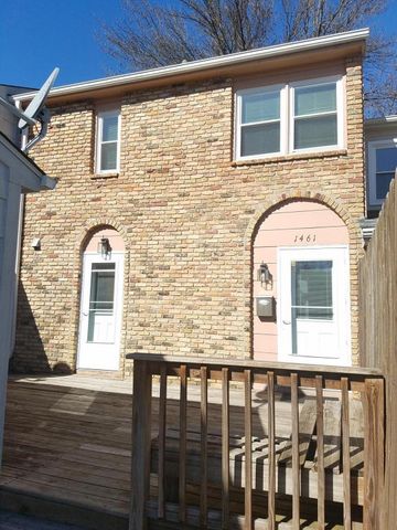 1461 Breckinridge Ct, Ames, IA 50010-4224