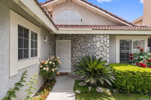 8512 Rosemary Dr, Riverside CA exterior