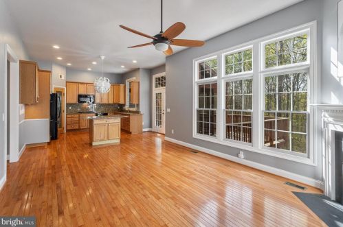 13101 Taverner Loop, Woodbridge VA  22192-5333 exterior