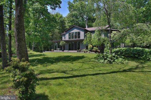 5295 Branch Rd, Pipersville PA  18947-1197 exterior