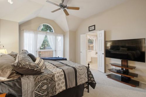 3516 Marquette Dr, Denton TX  76210-8735 exterior