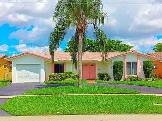4031 Thomas St, Hollywood, FL 33021-3540