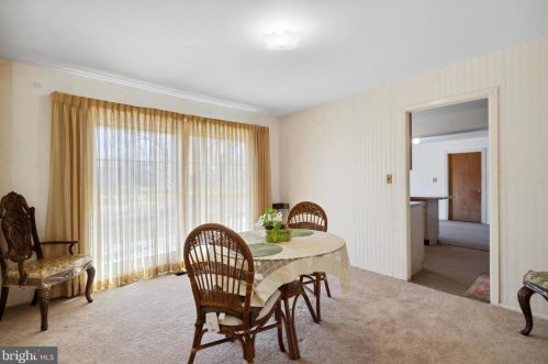 43 Windsor Ln, Willingboro NJ  08046-3412 exterior