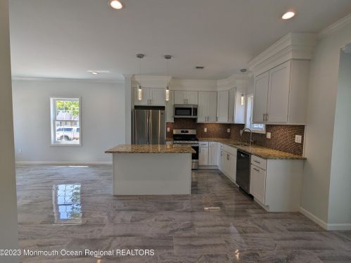 1 Babcock Ln, Willingboro NJ  08046-1603 exterior