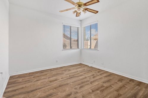 1285 Burgundy Ln, Manteca CA  95337-6874 exterior