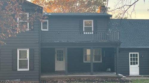 14 Ironwood Way, West Paterson NJ  07424-2019 exterior