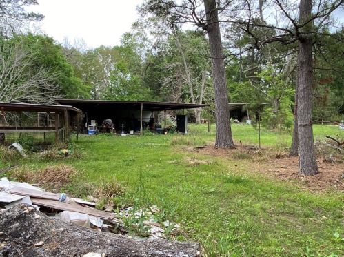 275 Thomas Rd, Beaumont TX 77706-4616 exterior