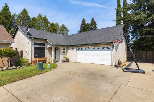 1033 Windsor Way, Chico CA  95926-3259 exterior