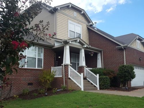 747 Cowan Dr, Nolensville, TN 37135-7427