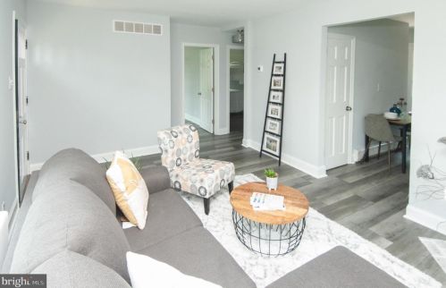 347 Perkiomen Ave, Lansdale PA  19446-3526 exterior