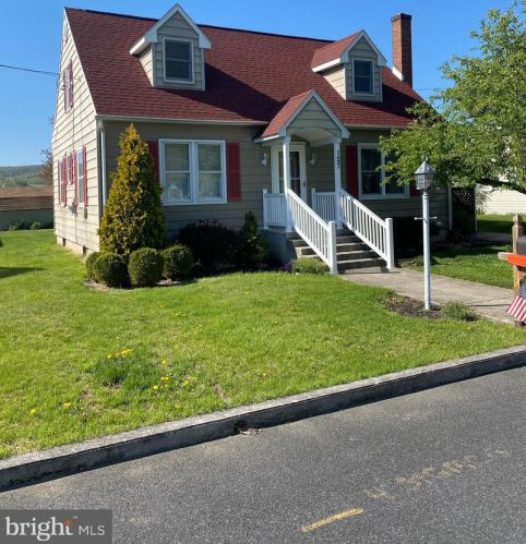 127 Franklin St, Charnita, PA 17320-9211