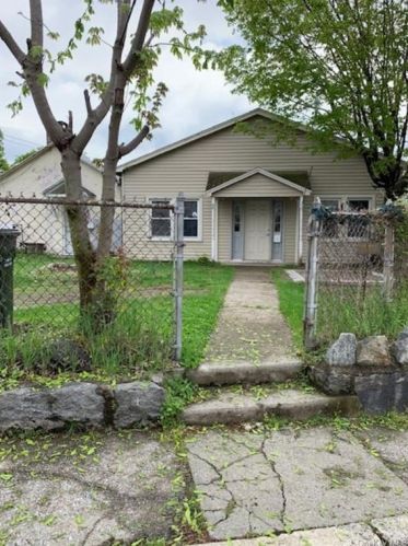2 Church St, Highland Falls, NY 10928-1903