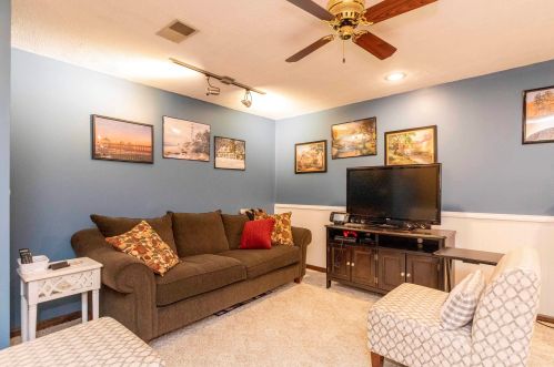 12380 Cavalry Ct, Granger IN  46530-7123 exterior