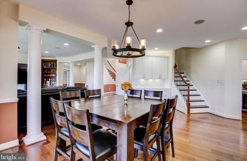 20405 Crimson Pl, Leesburg VA 20175-6362 exterior