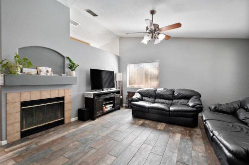 139 Melton Way, Wheatland CA  95692-9238 exterior