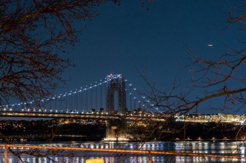 1375 River Rd, Edgewater NJ 07020-1455 exterior