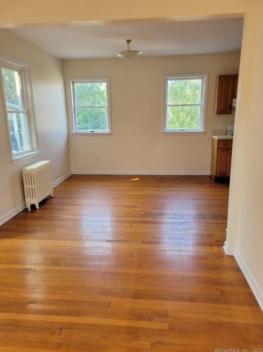 181 Frederick St, Stamford CT  06902-6101 exterior