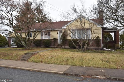 121 Cherry St, Richlandtown, PA
