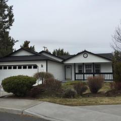 20226 Star Ridge Ct, Bend OR  97701-9011 exterior
