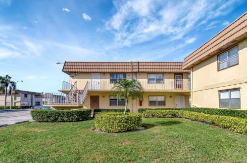 180 Saxony D, Delray Beach, FL 33446-1820