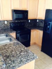 470 Jessie Ave, Sacramento CA  95838-2438 exterior