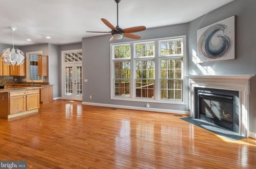 13101 Taverner Loop, Woodbridge VA  22192-5333 exterior