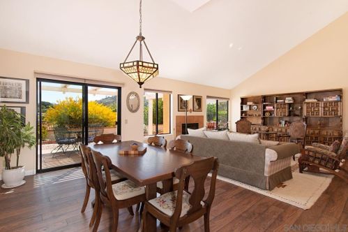 16035 Avenida Lamego, San Diego CA exterior