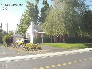704 Fremont Ave, Selah, WA 98942-1210