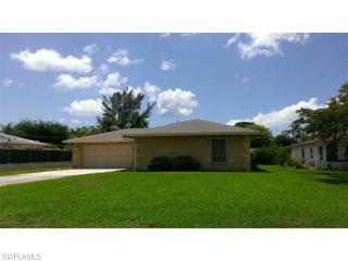 4012 Outer Dr, Naples, FL 34112-6704