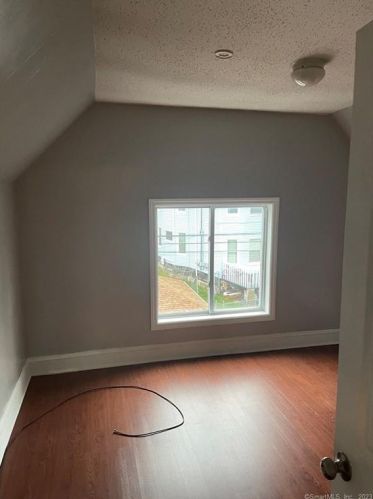 48 Washington Pl, Bridgeport CT  06604-3414 exterior