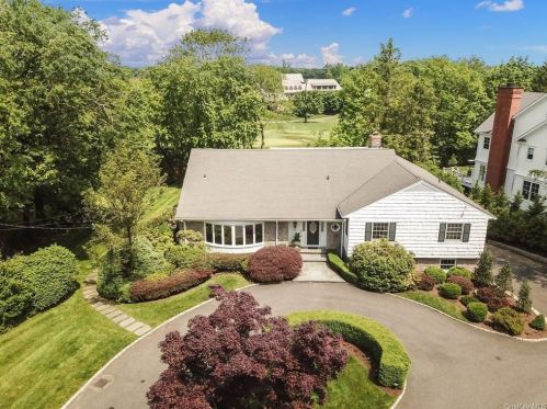 26 Meadow Rd, Scarsdale, NY 10583-7656