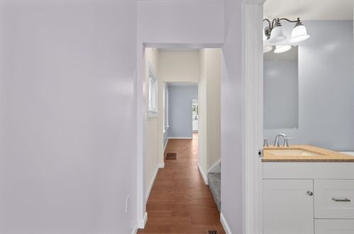 637 Bigelow St, Pittsburgh PA  15207-1205 exterior