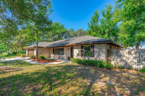 1864 Tripoli Ave, Deltona, FL 32725-3568