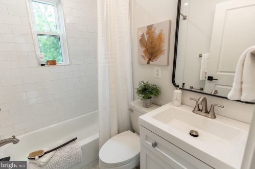 3002 Minnesota Ave, Washington DC  20019-1129 exterior