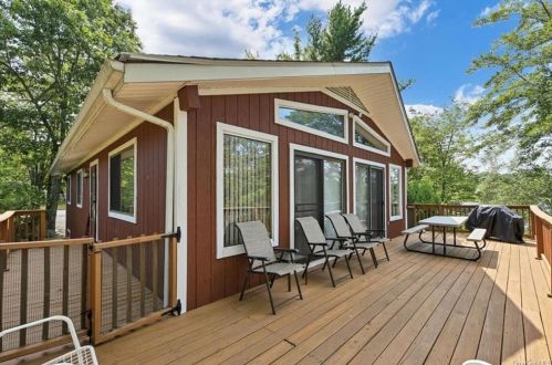 205 Lake Shore Dr, Rock Hill NY  12775-6520 exterior