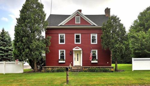 4363 Madison Ave, Bridgeport, CT 06611-2717
