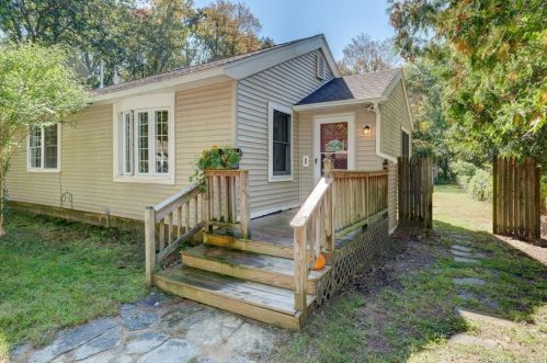 58 Riverview Rd, North Windham, CT 06250-1632