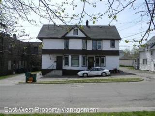 115 22nd Ave, Duluth MN  55806-2002 exterior
