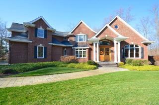 101 Rolling Hills Rd, Stroudsburg, PA 18360-8073