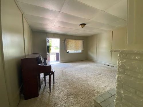 1510 Packer St, Mckeesport PA  15132-4936 exterior