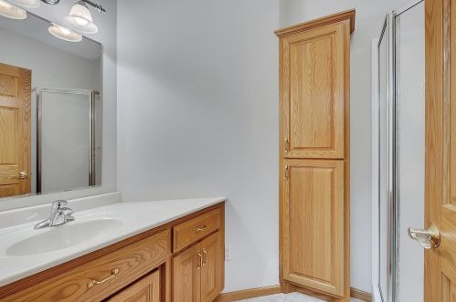 903 Oak Pond Dr, Sartell MN  56377-4518 exterior