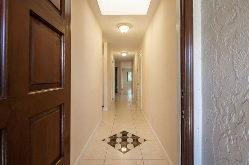 1425 25th Ave, Boynton Beach, FL 33426-7424