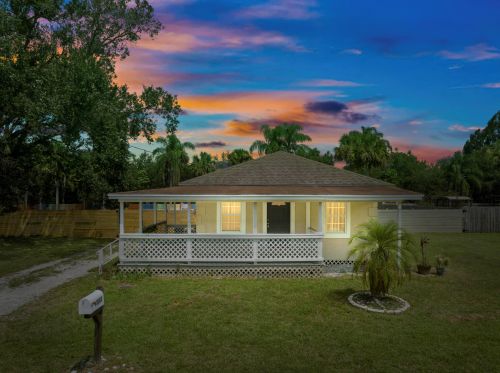 1582 24th Ave, Vero Beach, FL 32960-3264