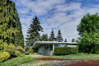 11411 Loch Lea Dr, Lakewood, WA 98499-3077