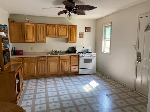 4413 State Line Ave, Hammond IN  46327-1346 exterior